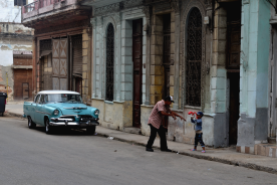 Straatbeeld van Centro Havana.